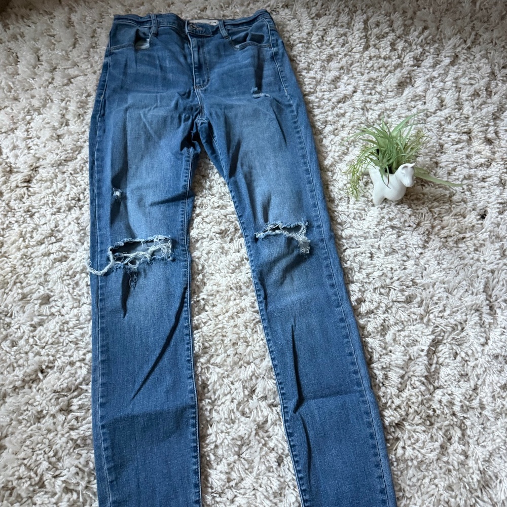 Trendy Garage Blue Distressed skater, super trendy, streetwear women’s Skinny Je